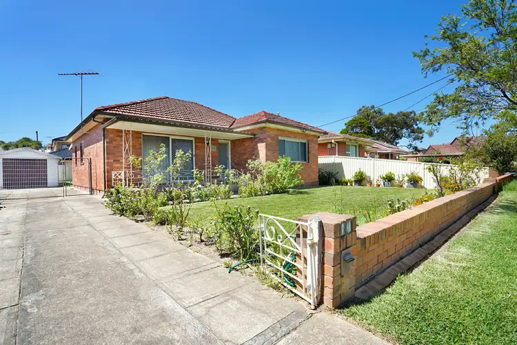 11 Ogmore Court, Bankstown NSW 2200
