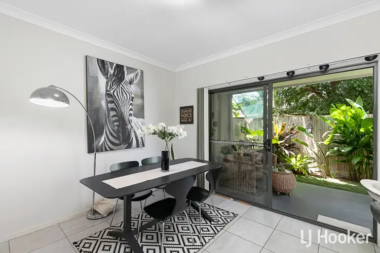 Sixth view of Homely unit listing, 2/9-10 Michelle Court, Cleveland QLD 4163