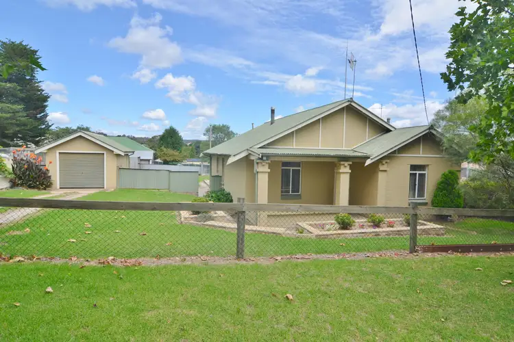 8 Saville Street, Portland NSW 2847