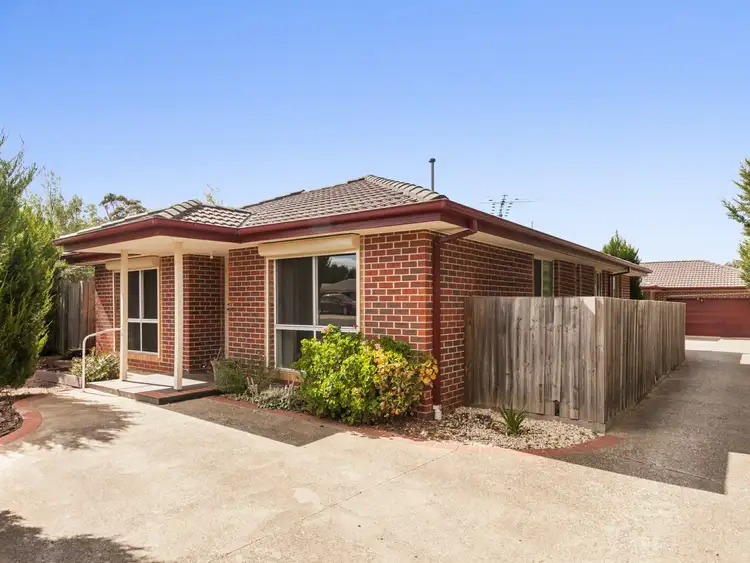 1/15 Jandrew Court, Kilmore VIC 3764