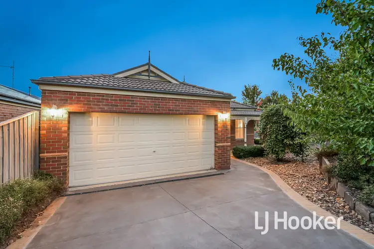7 Wills Avenue, Pakenham VIC 3810