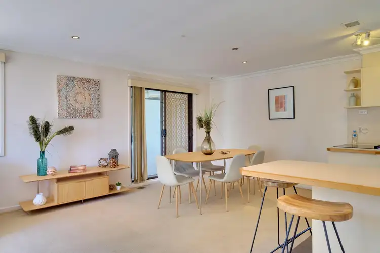 Sixth view of Homely house listing, 40 Cooney Court, Charnwood ACT 2615
