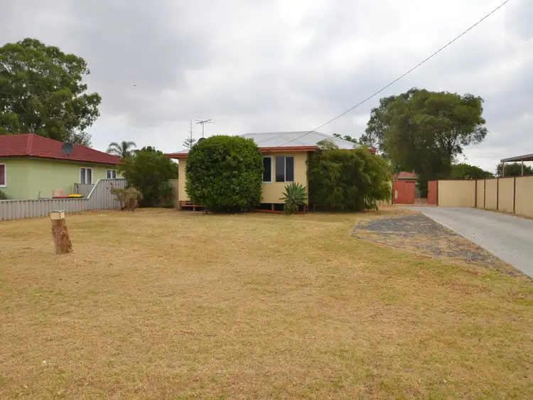 5 Lee Street, Harvey WA 6220