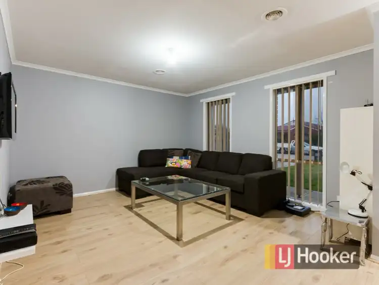 Second view of Homely house listing, 6 Kismet Close, Cranbourne West VIC 3977