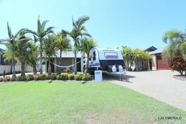 Unit 11/20-24 Mooney Street, Emerald QLD 4720