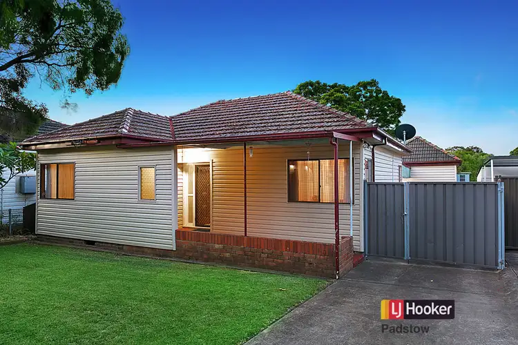 176 Marco Avenue, Panania NSW 2213