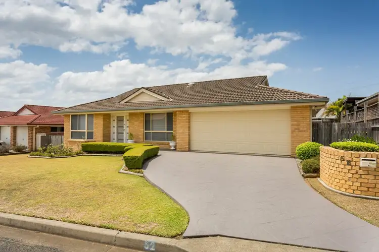 52 Lawson Crescent, Taree NSW 2430