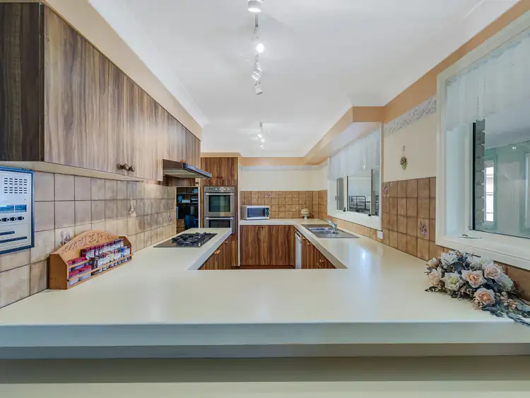 Fifth view of Homely house listing, 4 Lonsdale Close, Lake Haven NSW 2263