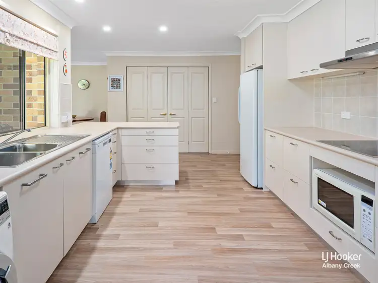 Fifth view of Homely house listing, 10 Gypsy Court, Eatons Hill QLD 4037
