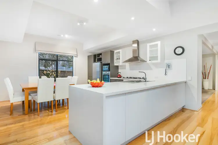 Second view of Homely house listing, 32 Bridgewater Boulevard, Berwick VIC 3806