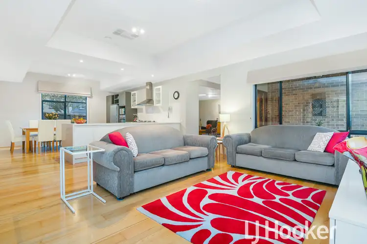 Fourth view of Homely house listing, 32 Bridgewater Boulevard, Berwick VIC 3806