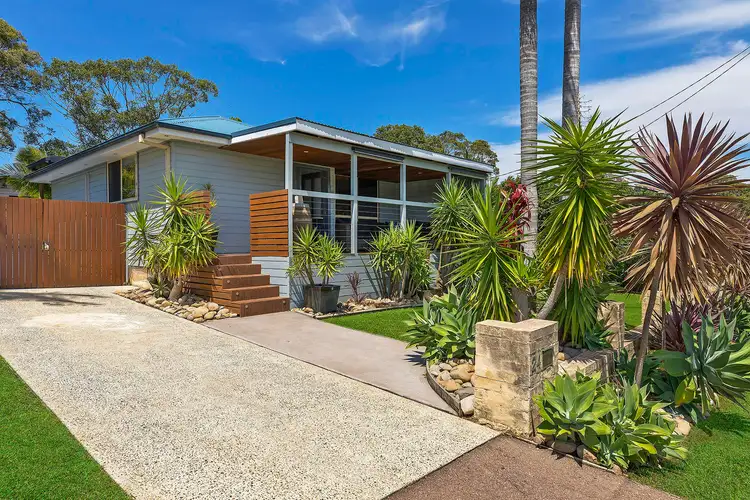 24 George Hely Cresent, Killarney Vale NSW 2261