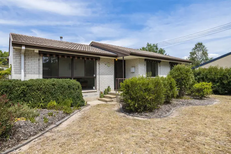 12 Gunning Place, Kambah ACT 2902