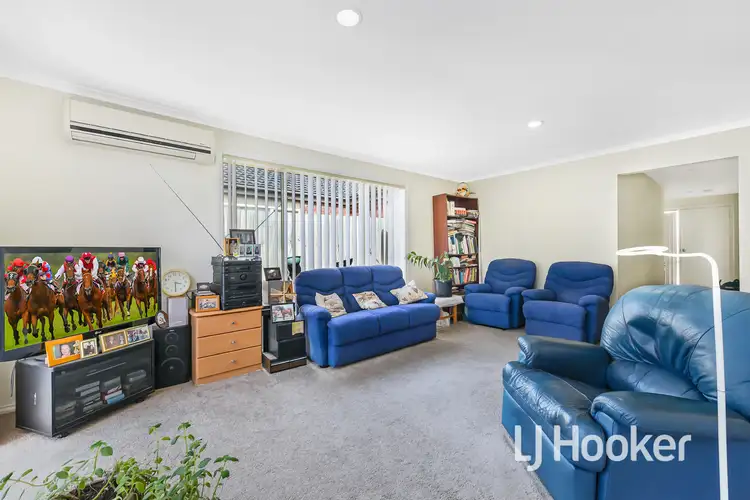 Third view of Homely unit listing, 7/12 Renlik Court, Pakenham VIC 3810