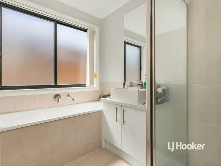 Sixth view of Homely house listing, 25 Gosse Crescent, Brookfield VIC 3338