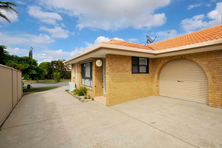 Second view of Homely semi-detached listing, 1/55 Darnel Street, Elanora QLD 4221