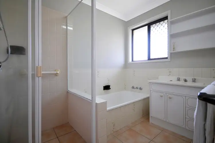 Sixth view of Homely semi-detached listing, 1/55 Darnel Street, Elanora QLD 4221