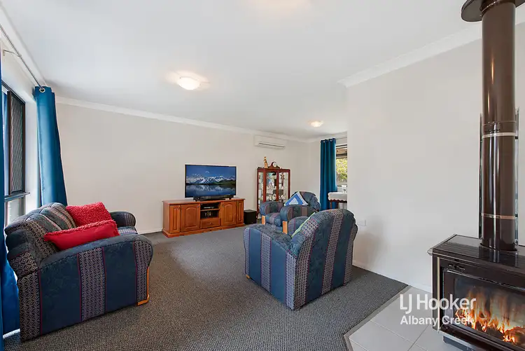 Fourth view of Homely house listing, 2 Charmaine Court, Albany Creek QLD 4035