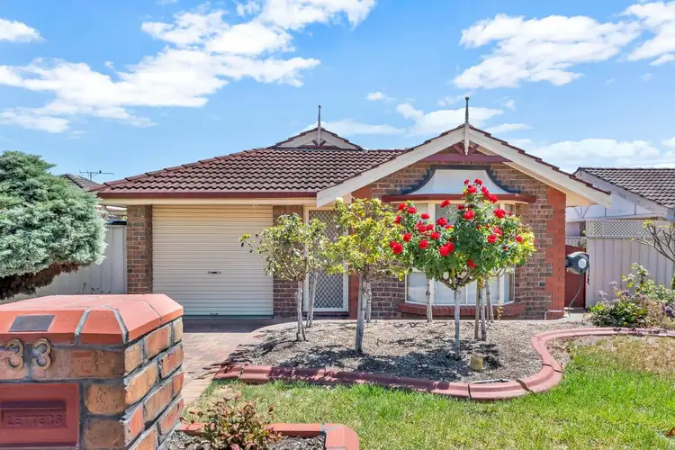 33 Martinique Drive, Seaford Rise SA 5169