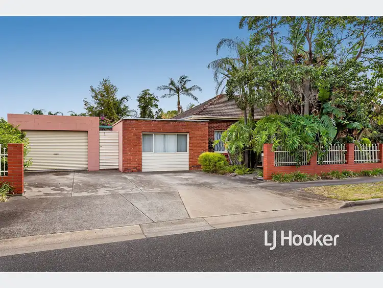 8 Flinders Parade, Flinders Park SA 5025