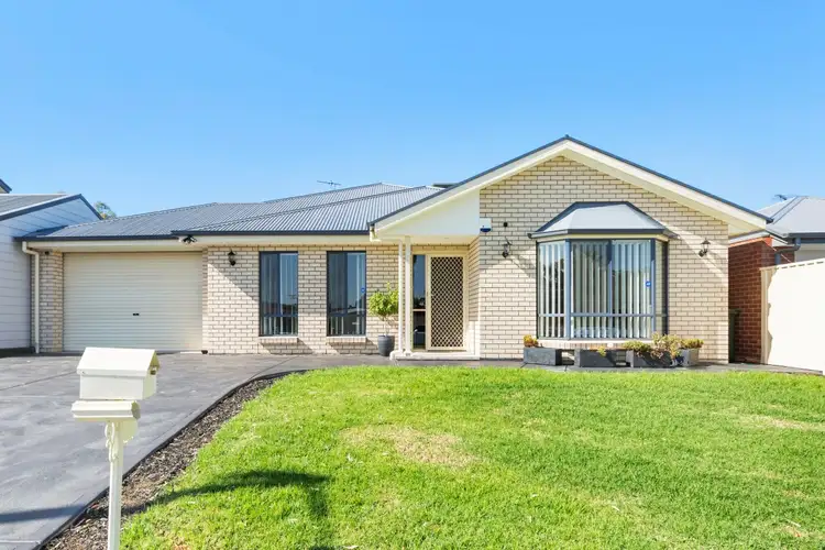 4 Columba Street, Christie Downs SA 5164