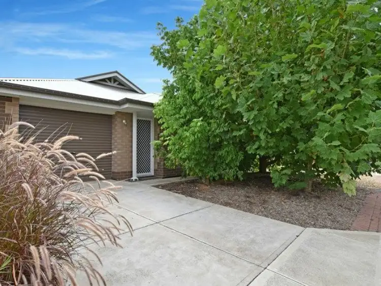 Second view of Homely house listing, 6 Karen Court, Morphett Vale SA 5162