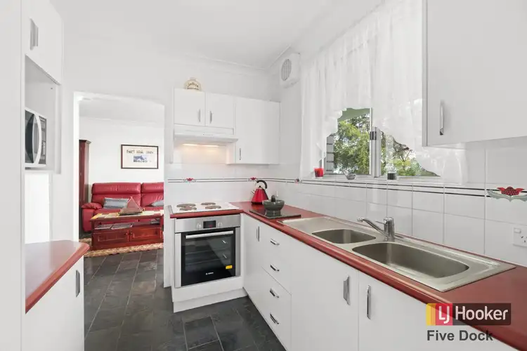 Sixth view of Homely unit listing, 3/30 Fitzroy Street, Abbotsford NSW 2046
