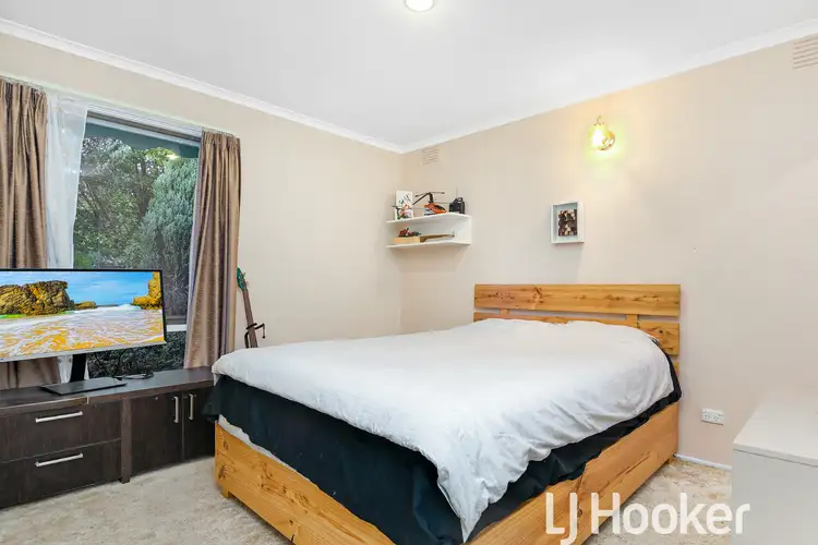 Sixth view of Homely house listing, 4 Broxburn Court, Berwick VIC 3806