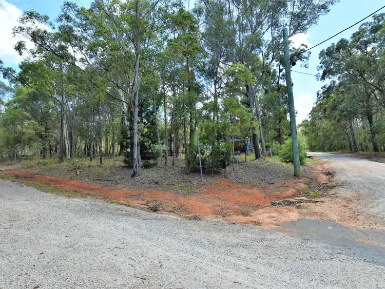 15 Wentworth Parade, Russell Island QLD 4184