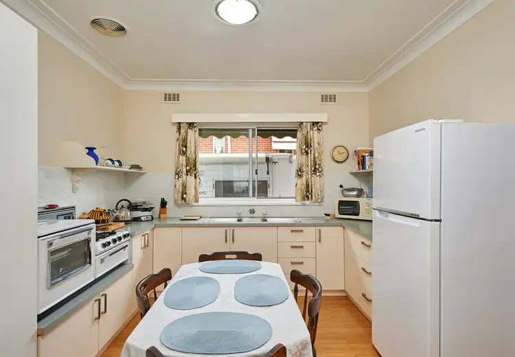 Fourth view of Homely house listing, 150 Fernleigh Road, Mount Austin NSW 2650