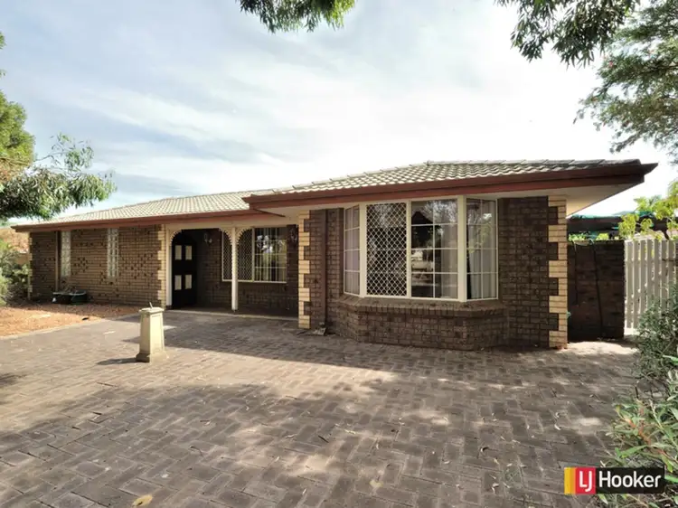 Second view of Homely house listing, 3 Benalla Place, Rockingham WA 6168