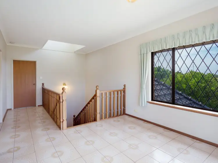 Seventh view of Homely house listing, 1 Jefferies Way, Harvey WA 6220
