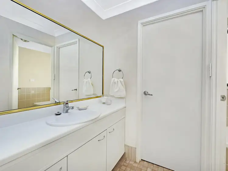 Sixth view of Homely house listing, 1 Castle Close, Killarney Vale NSW 2261
