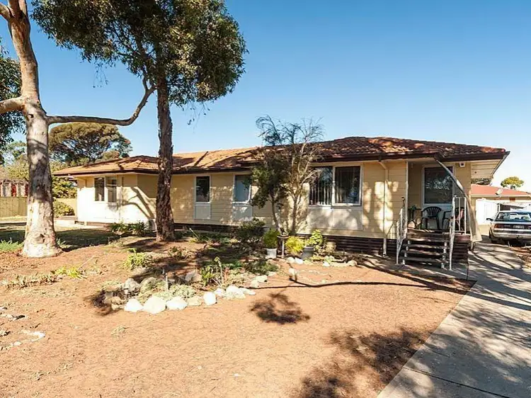 Main view of Homely semi-detached listing, 4 - 6 Lorikeet Avenue, Murray Bridge SA 5253