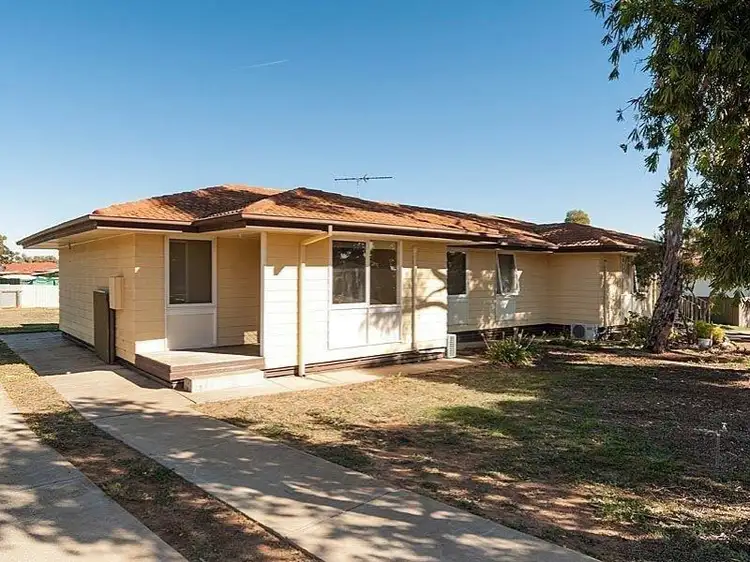 Second view of Homely semi-detached listing, 4 - 6 Lorikeet Avenue, Murray Bridge SA 5253