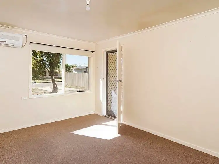Third view of Homely semi-detached listing, 4 - 6 Lorikeet Avenue, Murray Bridge SA 5253