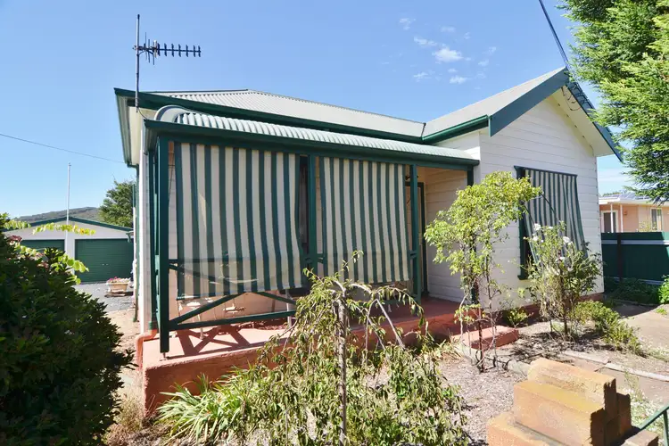 8 Rowsell Street, Portland NSW 2847