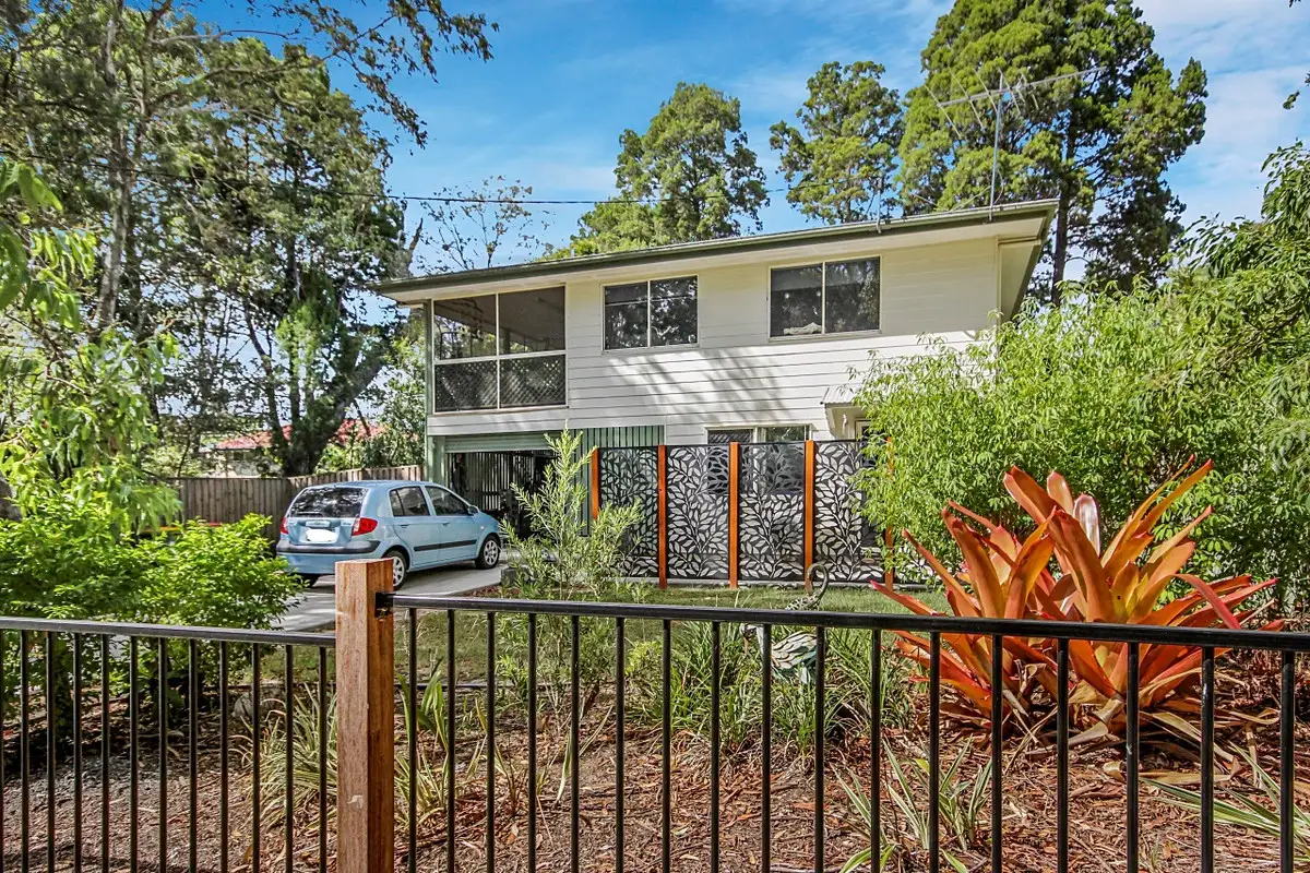 Main view of Homely house listing, 32 James Street, Coochiemudlo Island QLD 4184