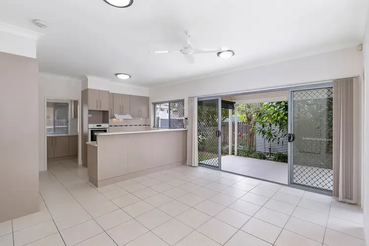 Fifth view of Homely house listing, 2/16 Mary Street, Birkdale QLD 4159
