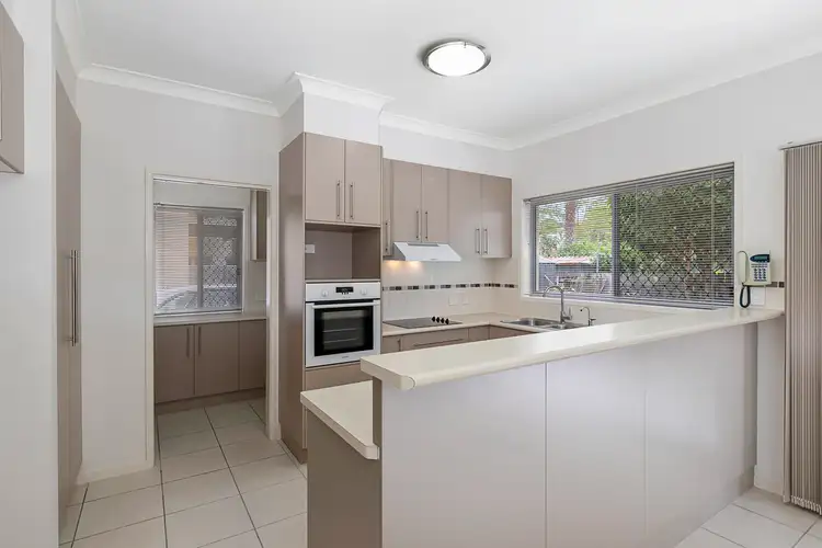 Sixth view of Homely house listing, 2/16 Mary Street, Birkdale QLD 4159
