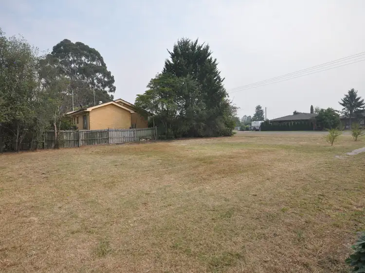 39 Moroney Street, Bairnsdale VIC 3875