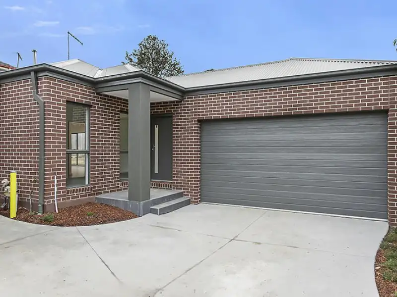 Main view of Homely townhouse listing, Unit 4/14 Laird Street, Croydon VIC 3136