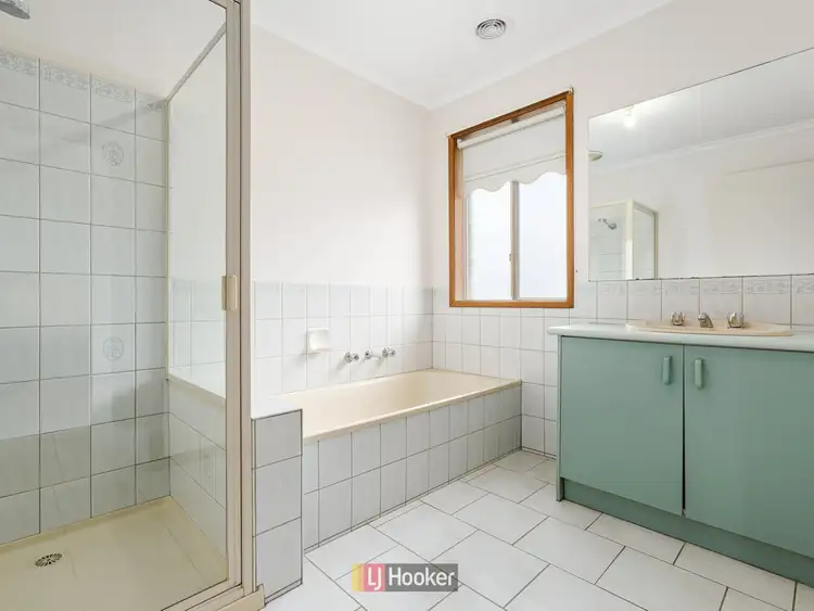 Fifth view of Homely house listing, 9 Callistemon Court, Elliminyt VIC 3250