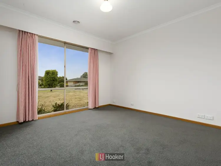 Sixth view of Homely house listing, 9 Callistemon Court, Elliminyt VIC 3250