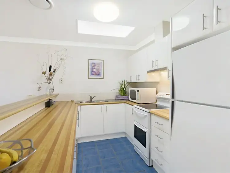 Fourth view of Homely villa listing, 2/9-11 Boondilla Road, The Entrance NSW 2261