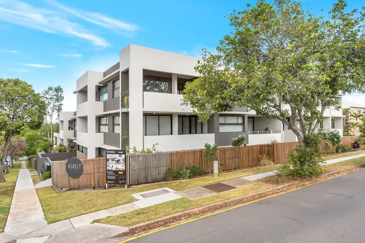Fourth view of Homely apartment listing, 302/27 Ekibin Road, Annerley QLD 4103