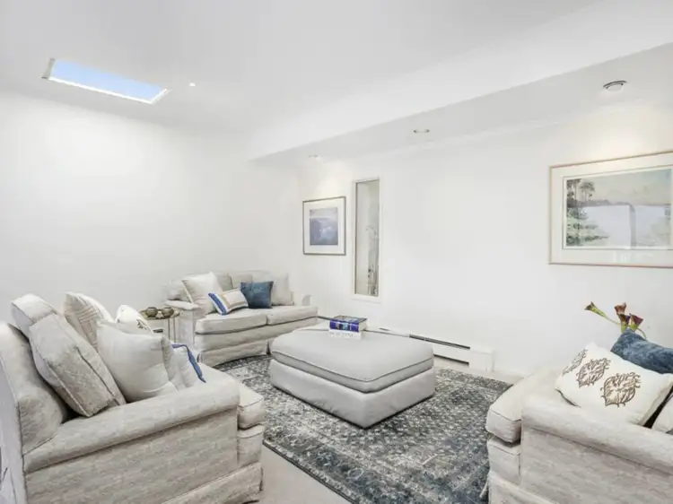 Fifth view of Homely house listing, 9 Bonwick Place, Garran ACT 2605