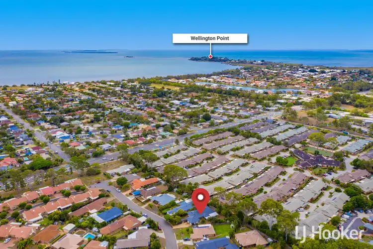 Second view of Homely house listing, 5 Finnegan Court, Birkdale QLD 4159