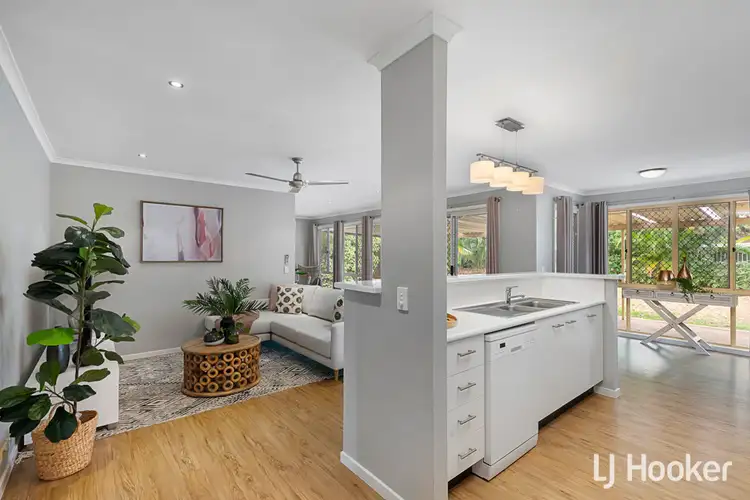 Seventh view of Homely house listing, 5 Finnegan Court, Birkdale QLD 4159