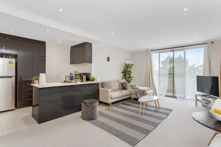 60/301 Flemington Road, Franklin ACT 2913